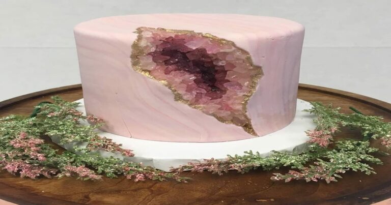 This Bakery’s Response to People Trolling Them for a Vagina Cake Is Amazing