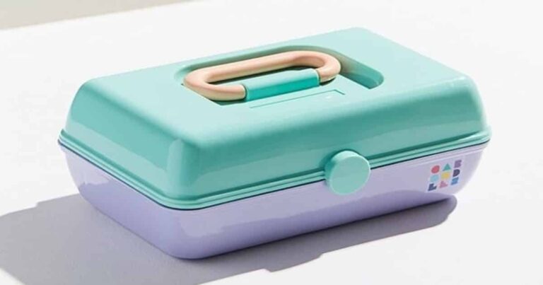 Vintage Caboodles Are Back, Which Means All of Our Favorites From the ’80s and ’90s Can Be Yours Again