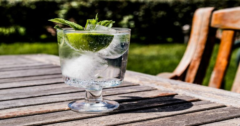 Starve a Cold, Feed Hay Fever a Gin and Tonic