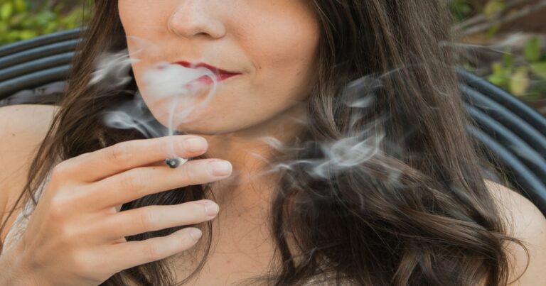 If You Breastfeed and Smoke Pot, You’re Going to Want to Read This