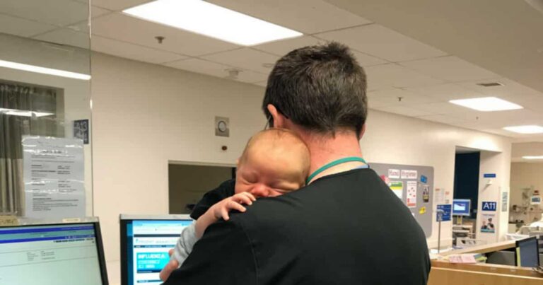 An Emergency Room Doctor Cuddled a Crying Baby While His Mom Was Being Treated