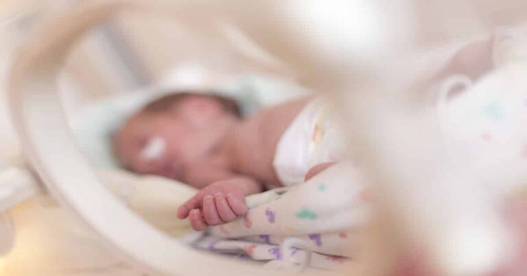 Anonymous Mom: To the NICU Mom Who Blames Herself