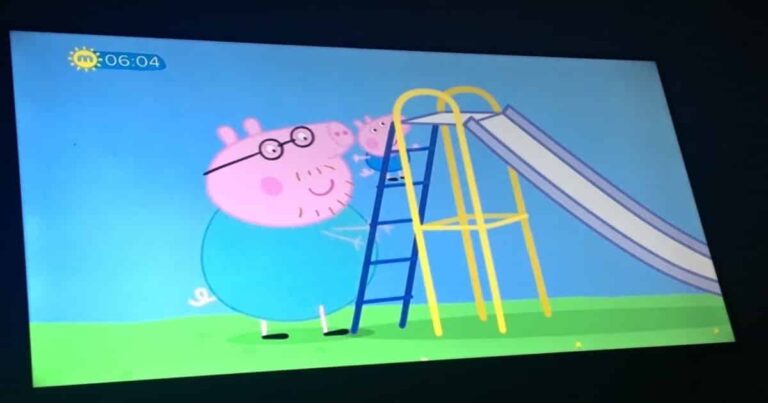 MMA Fans in the UK Stayed Up All Night to Watch a Fight, Got Peppa Pig Instead