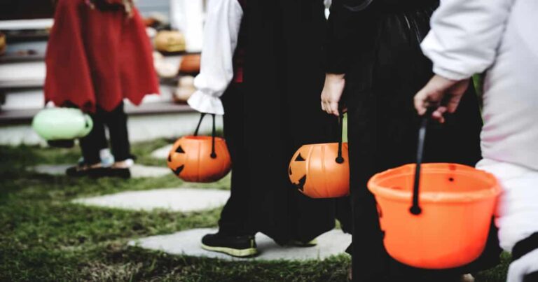 Trick-or-Treaters Over The Age Of 12 Risk Jail For Asking For Some Damn Candy
