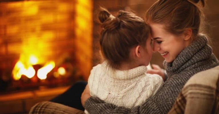 23 Beautiful And Heartwarming Quotes About Mothers