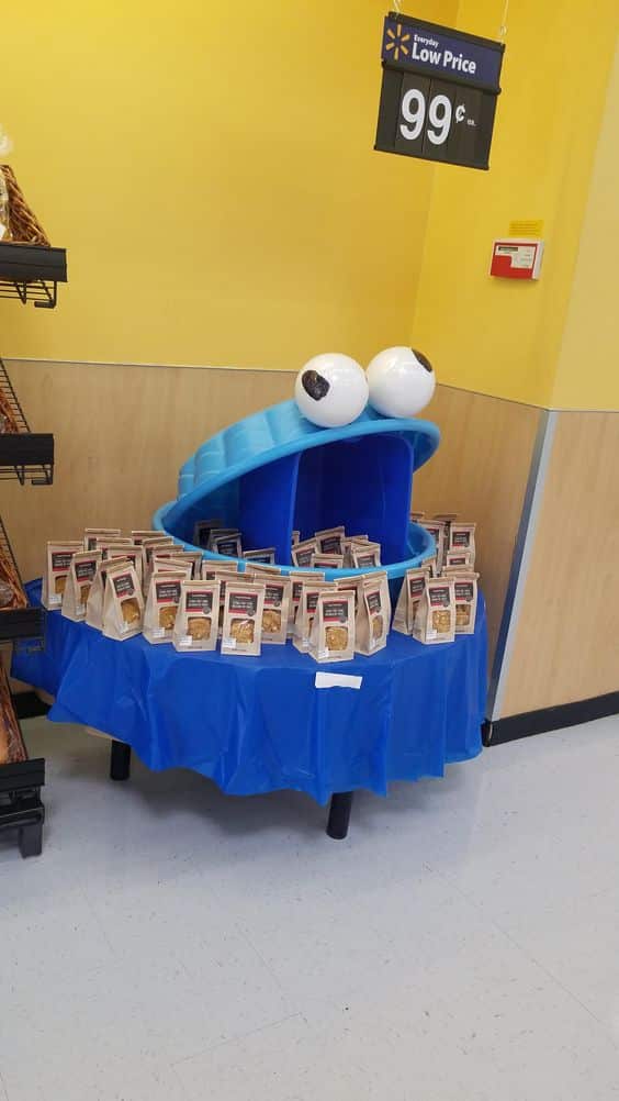 Bizarre Walmart, Cookies