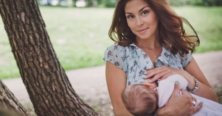 16 Tips To Help You Safely Lose Weight While Breastfeeding