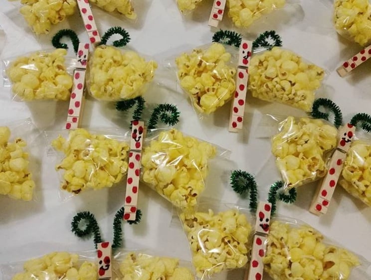 Pinterest Worthy Kids School Snacks Ideas Butterfly Popcorn Snacks With Clothes Pins