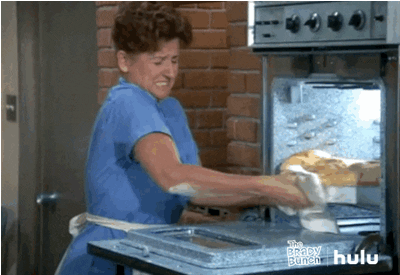  The Brady Bunch Alice Brady Oven Baking Reaction