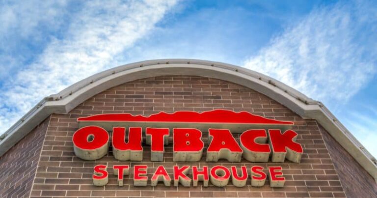 Outback Steakhouse Asks Family To Leave Because Son With Special Needs Is ‘Too Noisy’